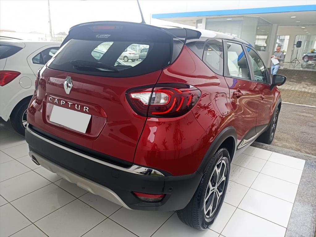 RENAULT         CAPTUR