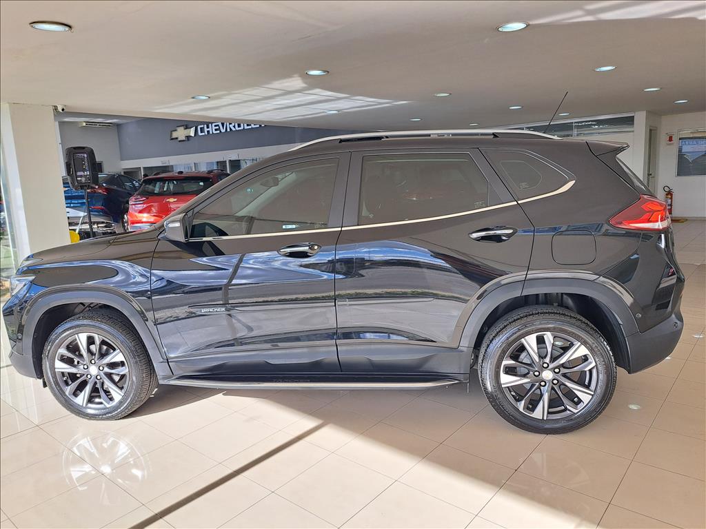 CHEVROLET         TRACKER