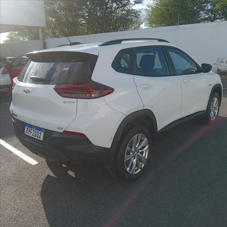 CHEVROLET         TRACKER