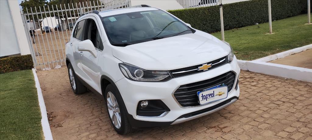 CHEVROLET         TRACKER