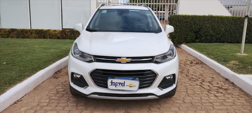 CHEVROLET         TRACKER