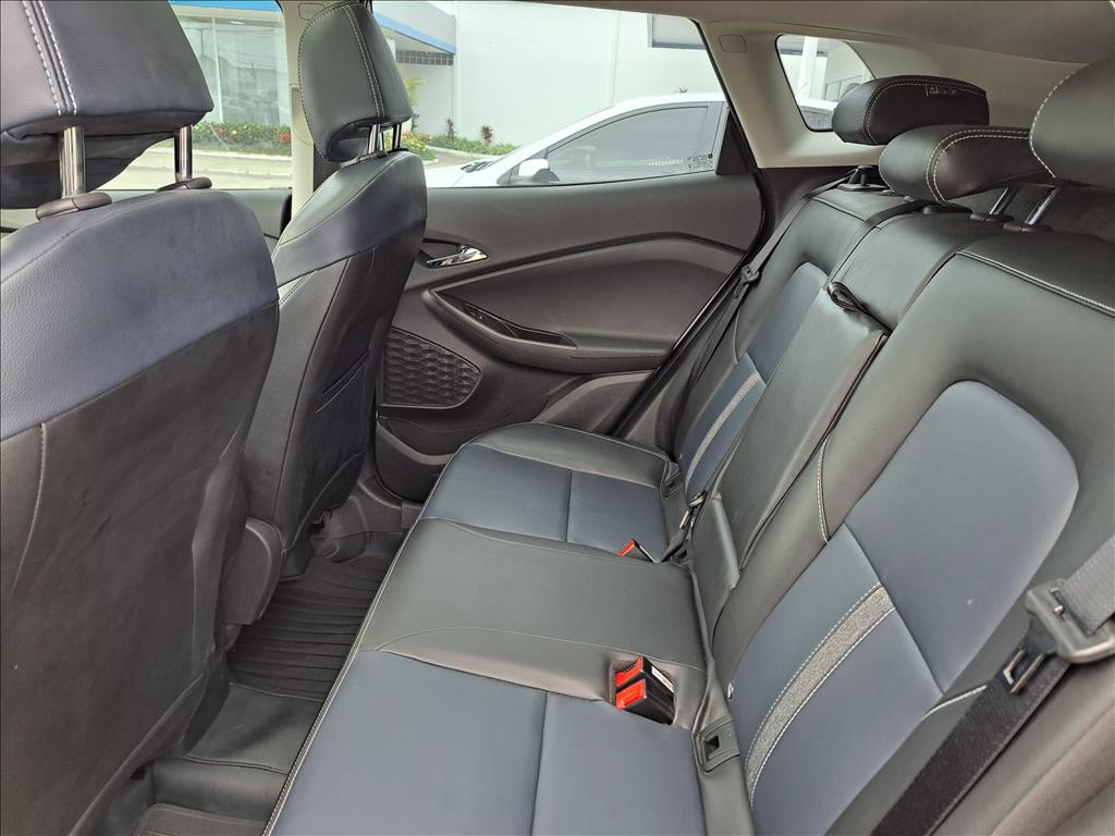 CHEVROLET         TRACKER