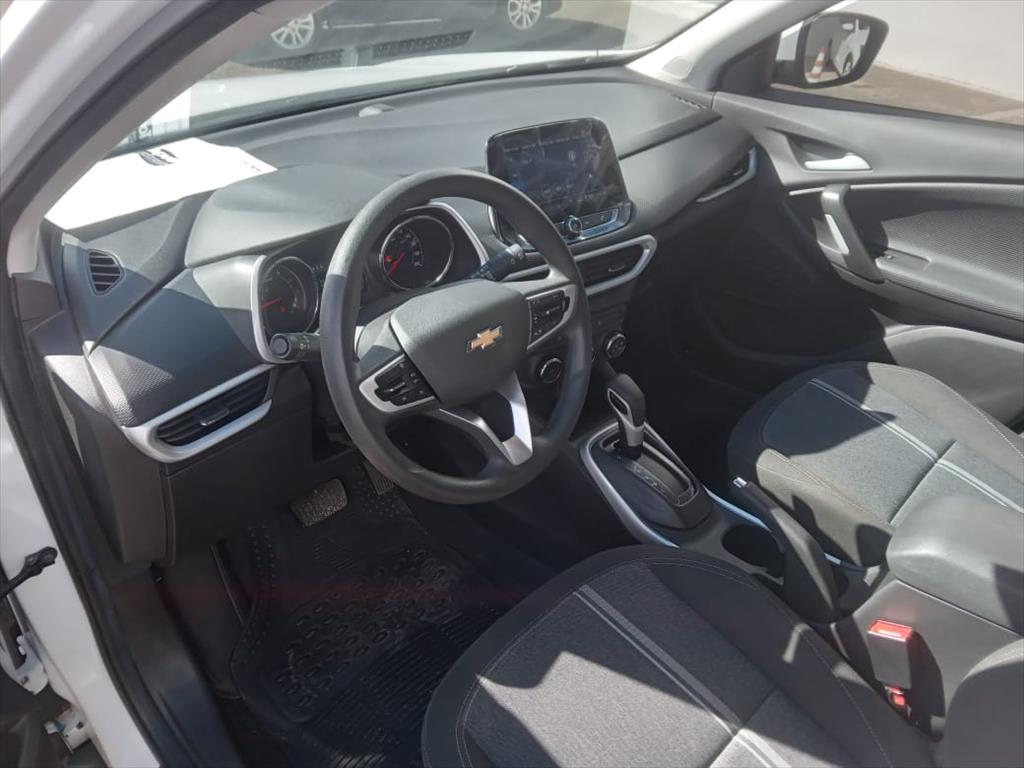 CHEVROLET         TRACKER
